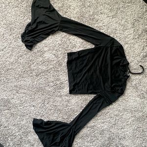 Black Long Bell Sleeve Crop Turtle Neck Top🕶